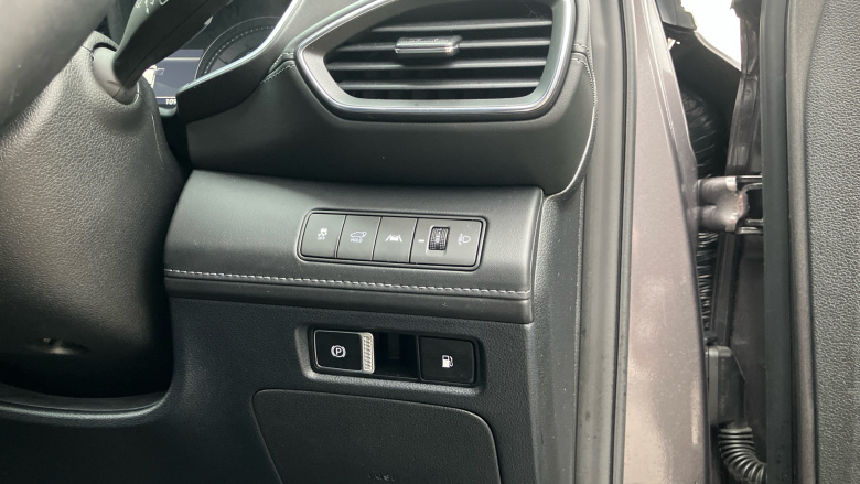 Hyundai SANTA FE 1.6 TGDi Plug-in Hybrid Premium 5dr 4WD Auto Estate